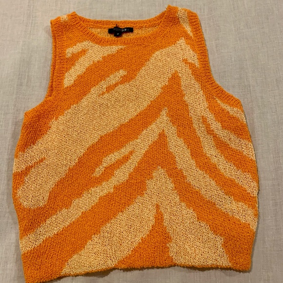 EUC Papermoon  crop sleeveless vest Sz M. 1st picture is only a cover shot - Picture 3 of 8